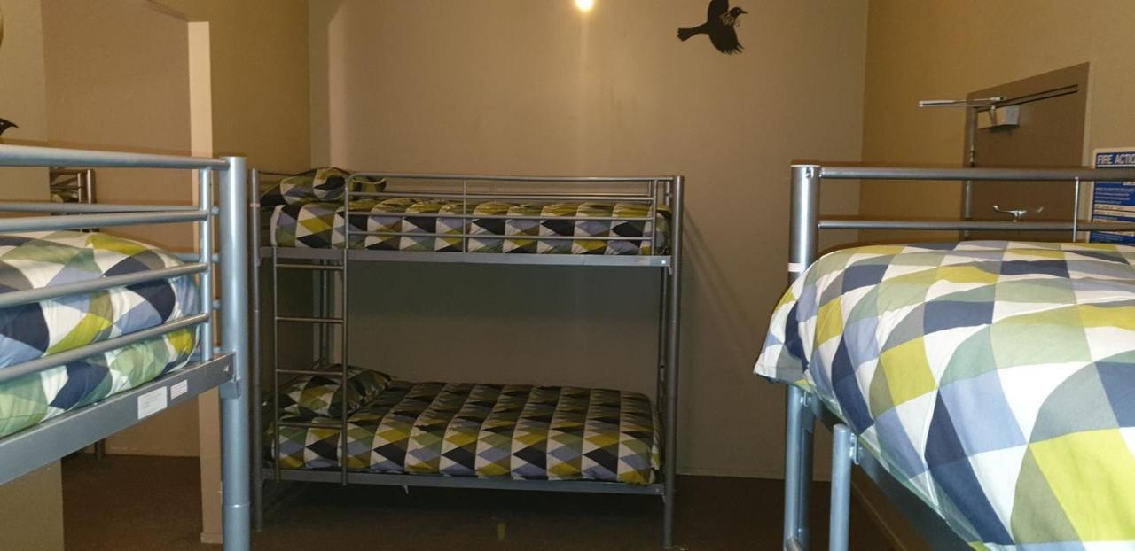 Hostel Uptown Backpackers *